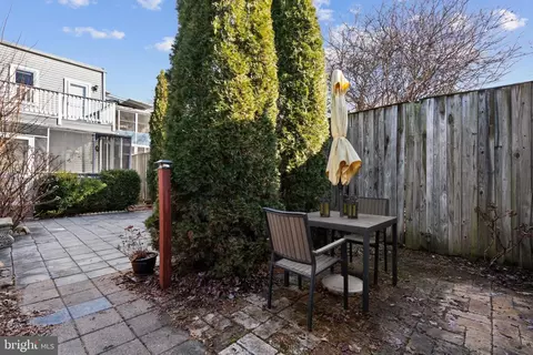 525 14th St SE, Washington, DC 20003 photo 38