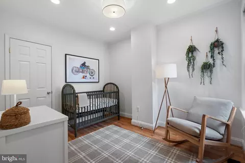 525 14th St SE, Washington, DC 20003 photo 31