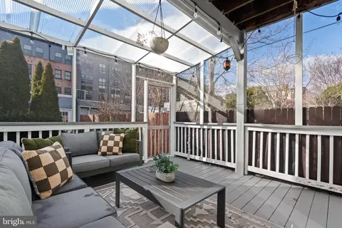525 14th St SE, Washington, DC 20003 photo 34