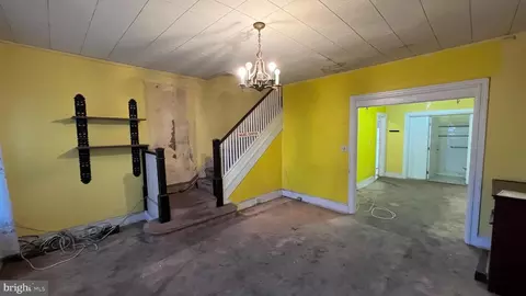 Entry Way - 225 Cromwell Ter NE, Washington, DC 20002 photo 1 of 29