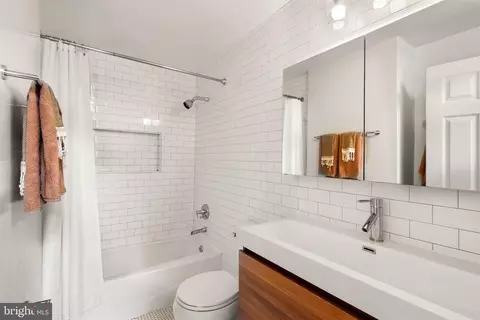 1363 Florida Ave NE, Washington, DC 20002 photo 19