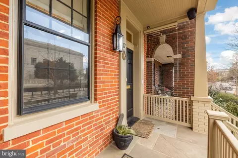 17 2nd St NE, Washington, DC 20002 photo 4