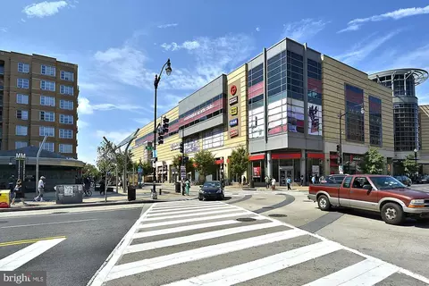 Exterior - 1114 Spring Rd NW, Washington, DC 20010 photo 20 of 41