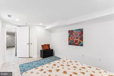 Bedroom - 1114 Spring Rd NW, Washington, DC 20010 photo 9 of 11