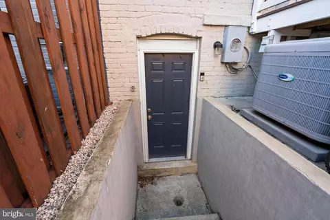 1011 9th St NE, Washington, DC 20002 photo 57