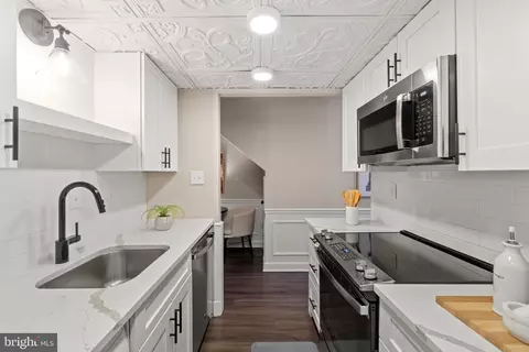 4619 Macarthur Blvd NW #A, Washington, DC 20007 photo 8