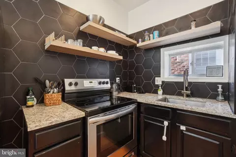 1269 Morse St NE, Washington, DC 20002 photo 3