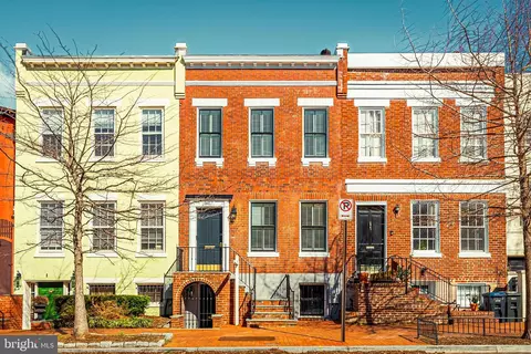 3417 Dent Pl NW, Washington, DC 20007