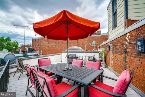 Exterior - 2149 Florida Ave NW, Washington, DC 20008 photo 2 of 3