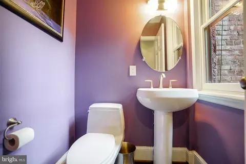 Bath - 2149 Florida Ave NW, Washington, DC 20008 photo 1 of 3