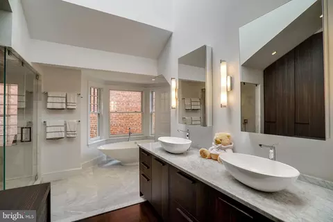 Bath - 2149 Florida Ave NW, Washington, DC 20008 photo 2 of 3