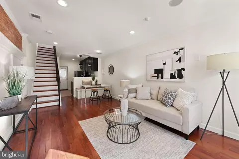 Living - 823 12th St NE, Washington, DC 20002 photo 1 of 3