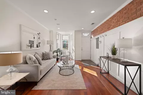 823 12th St NE, Washington, DC 20002
