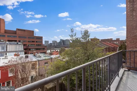 3210 Grace St NW #309, Washington, DC 20007