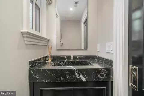 Bath - 1639 35th St NW, Washington, DC 20007 photo 4 of 7