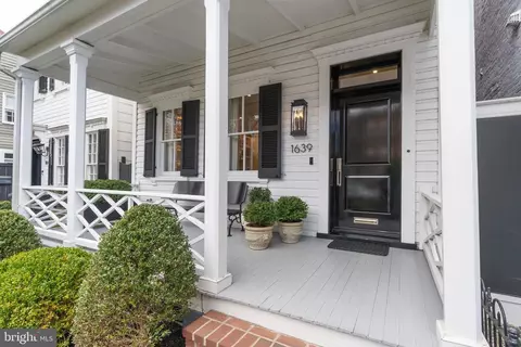 Exterior - 1639 35th St NW, Washington, DC 20007 photo 4 of 14