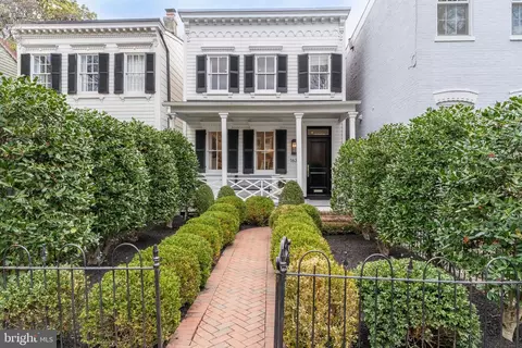 Exterior - 1639 35th St NW, Washington, DC 20007 photo 3 of 14