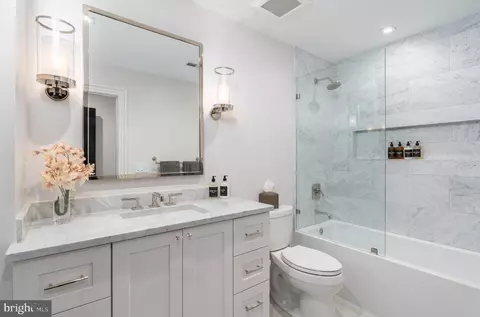 Bath - 1639 35th St NW, Washington, DC 20007 photo 3 of 7
