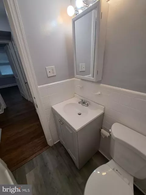 Bath - 3516 Ely Pl SE, Washington, DC 20019 photo 2 of 2