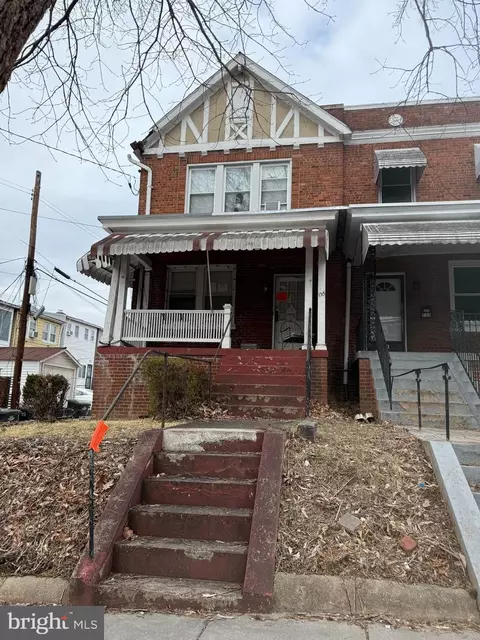 135 Longfellow St NW, Washington, DC 20011