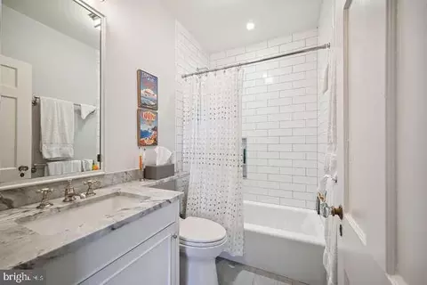 Bath - 3629 Everett St NW, Washington, DC 20008 photo 3 of 4