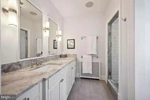 Bath - 3629 Everett St NW, Washington, DC 20008 photo 2 of 4