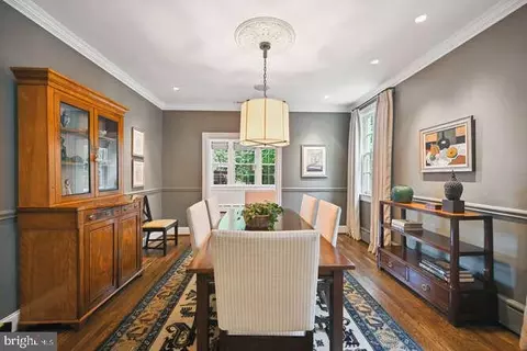 Dining - 3629 Everett St NW, Washington, DC 20008 photo 1 of 3