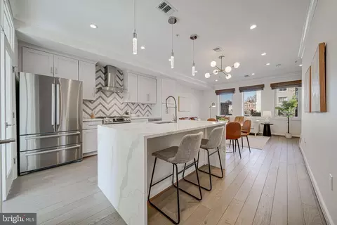 53 T St NE #2, Washington, DC 20002