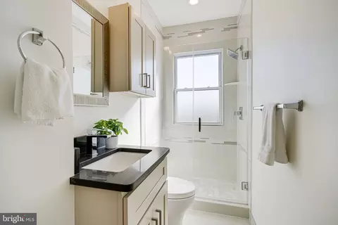 53 T St NE #2, Washington, DC 20002 photo 48