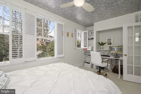 Bedroom - 1626 33rd St NW, Washington, DC 20007 photo 4 of 4