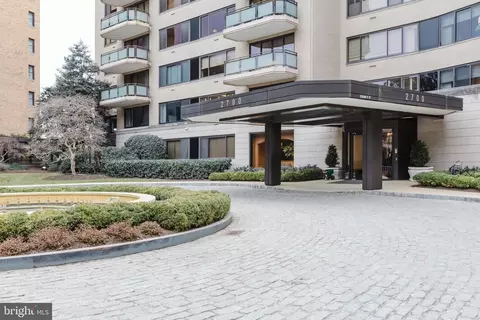 2700 Calvert St NW #217, Washington, DC 20008