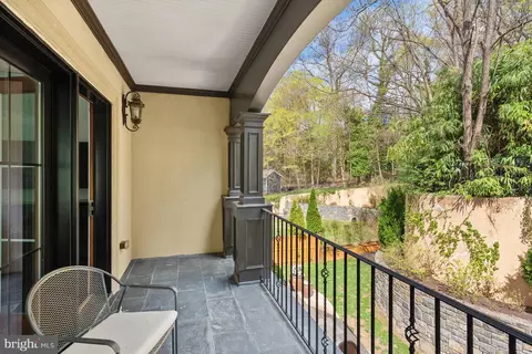Exterior - 2005 48th St NW, Washington, DC 20007 photo 3 of 3