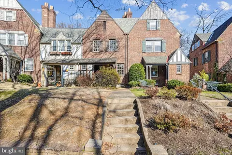 1521 44th St NW, Washington, DC 20007