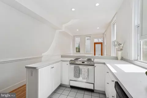 Kitchen - 329 Constitution Ave NE, Washington, DC 20002 photo 4 of 5
