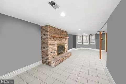Living - 329 Constitution Ave NE, Washington, DC 20002 photo 10 of 11