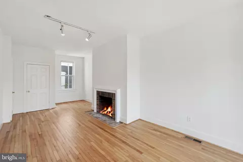 Living - 329 Constitution Ave NE, Washington, DC 20002 photo 8 of 11