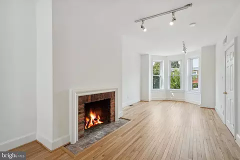 Living - 329 Constitution Ave NE, Washington, DC 20002 photo 7 of 11
