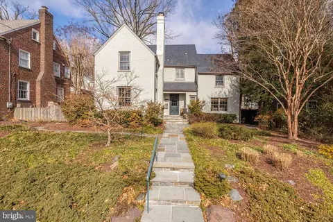 3329 Runnymede Pl NW, Washington, DC 20015