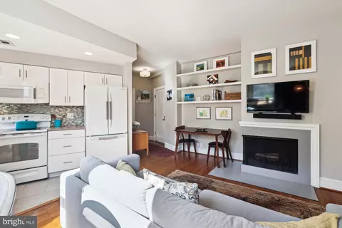 18 9th St NE #207, Washington, DC 20002 photo 18