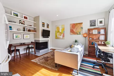 18 9th St NE #207, Washington, DC 20002 photo 17