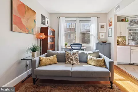 18 9th St NE #207, Washington, DC 20002 photo 6