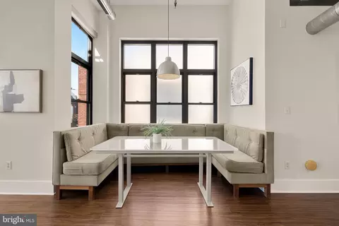 Dining - 2328 Champlain St NW #406, Washington, DC 20009 photo 2 of 2