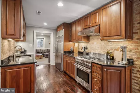 1213 O St NW, Washington, DC 20005 photo 12
