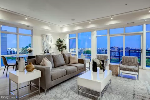 1468 Belmont St NW #4E, Washington, DC 20009 photo 4