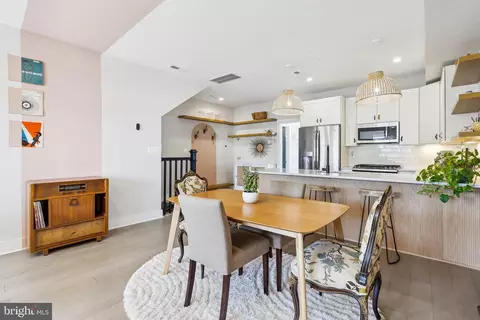 3912 NW 8th St NW #PH-2, Washington, DC 20011 photo 6