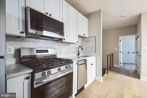 Entry Way - 461 15th St NE, Washington, DC 20002 photo 1 of 6