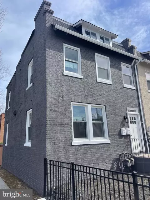 Exterior - 461 15th St NE, Washington, DC 20002 photo 5 of 5