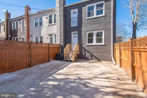 Exterior - 461 15th St NE, Washington, DC 20002 photo 2 of 5