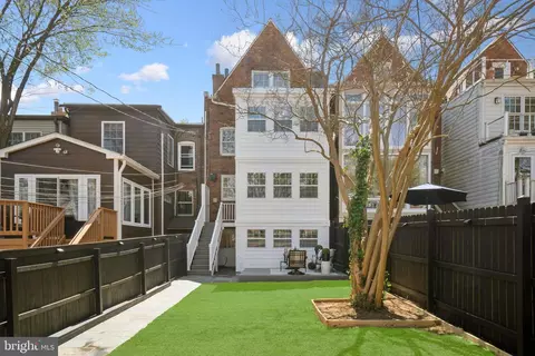 4423 Volta Pl NW, Washington, DC 20007 photo 31