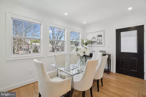 4423 Volta Pl NW, Washington, DC 20007 photo 11